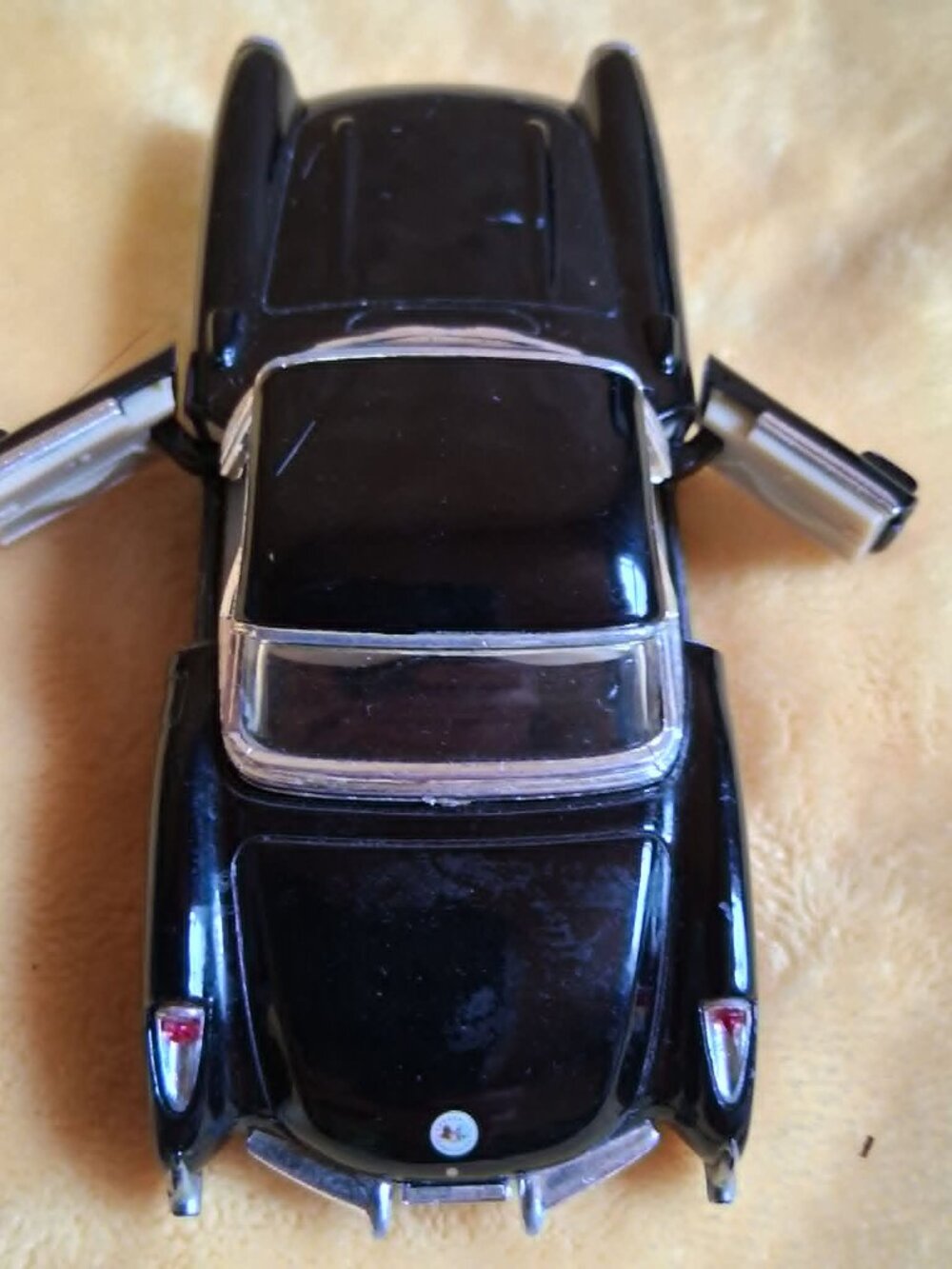 KINSMART 1957 CHEVY CORVETTE-DIE CAST - Picture 3 of 4